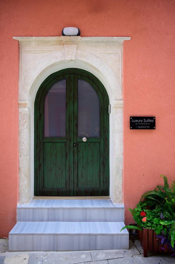 Luxury Suites By Panagiota Preveza Exterior foto